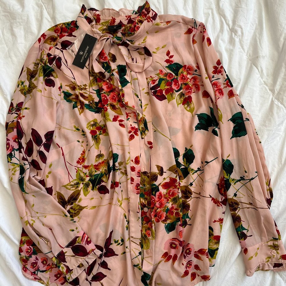NWT Gorgeous Pink Floral Blouse
